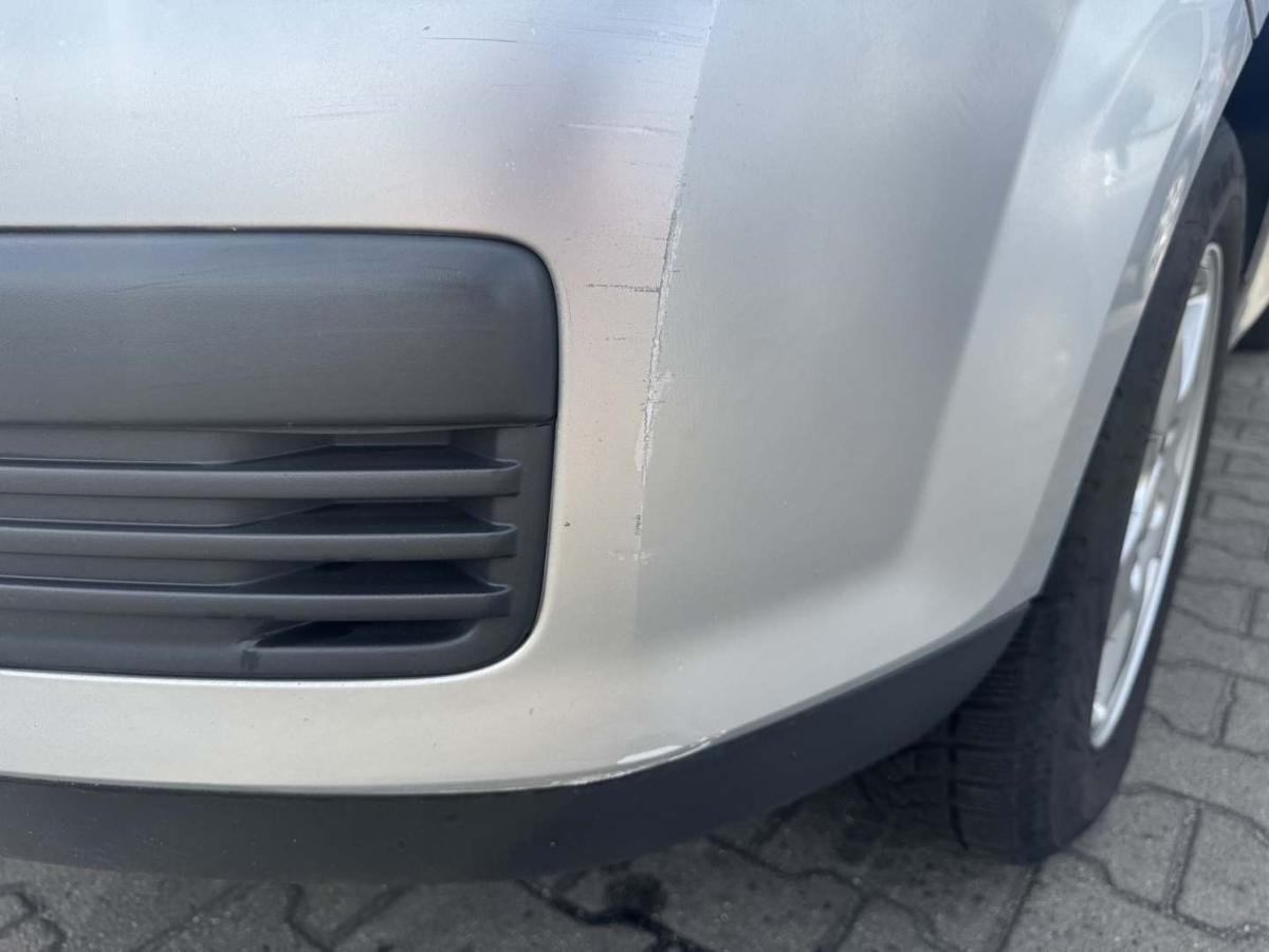 Ford Focus 2 original Sto&szlig;stange Stossf&auml;nger vorn Polar Silber Bj.2005